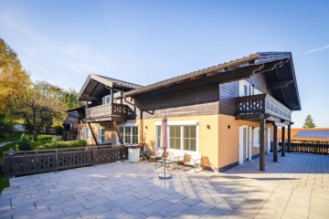 Zu Vermieten! Großzügige 3-Zimmer-Wohnung im Erstbezug mit einer 100 m² großen Dachterrasse., 83233 Bernau am Chiemsee, Etagenwohnung