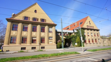 Dachgeschosswohnung mit Ausbaureserve in denkmalgeschützter Wohnanlage in Augsburg, 86156 Augsburg, Dachgeschosswohnung