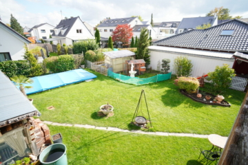 Doppelhaushälfte mit Potenzial in ruhiger Lage nahe dem Ilsesee in Königsbrunn, 86343 Königsbrunn, Doppelhaushälfte