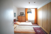 Schlafzimmer - Kapitalanlage mit Potential! 4-Zimmerwohnung die bereits seit 1970 vermietet ist!