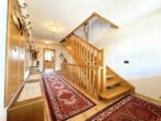 Hauseingang - Tolles und großes Einfamilienhaus in Stadt Friedberg mit Weitblick!!!