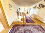 Flur im DG - Tolles und großes Einfamilienhaus in Stadt Friedberg mit Weitblick!!!
