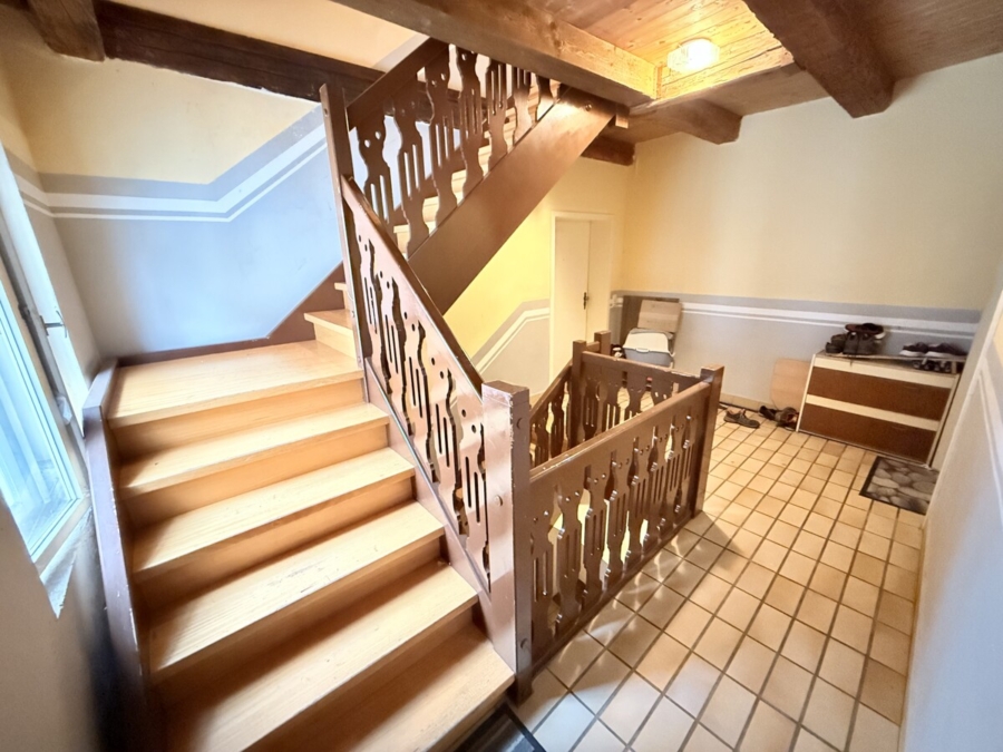 Treppenhaus ins Dachgeschoss